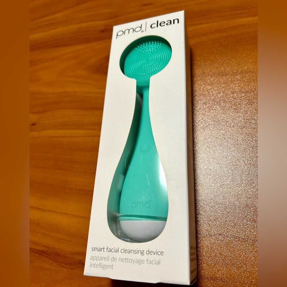 Pms clean smart facial cleansing device